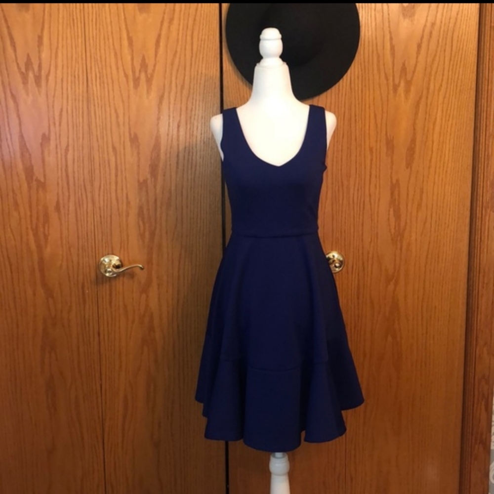 Allen B dress purple size small flare